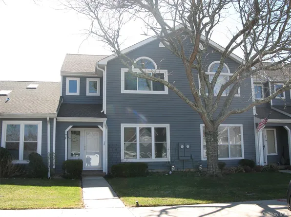 728 Birchwood Park Drive, Middle Island, NY 11953