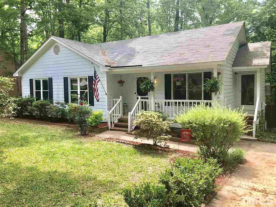 1st image of 2101 Hemlock Cir