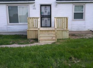 1302 E Kurtz Ave, Flint, MI 48505