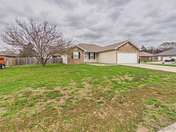 2nd image of 1117 Applelane Dr