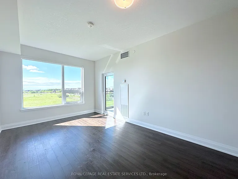 2333 Taunton Rd #407 — Photo 5