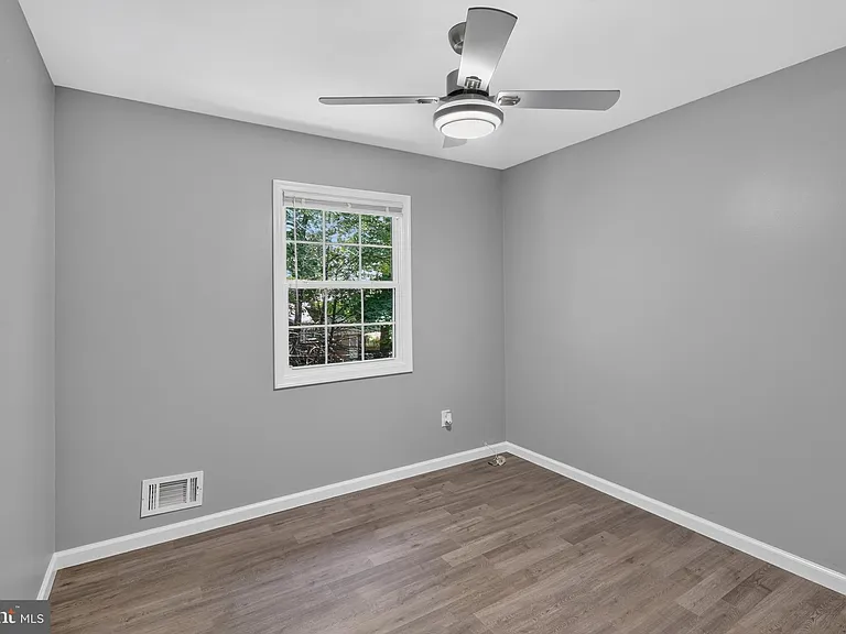 4752 Carterwood Dr — Photo 19