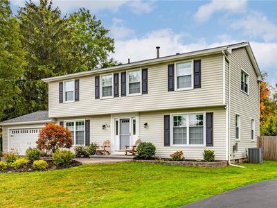138 Stallion Cir, Rochester, NY, 14626