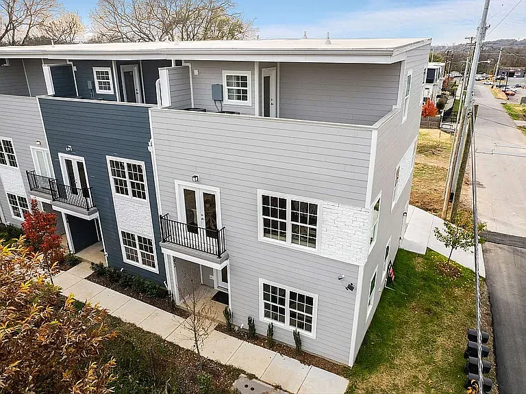 192 Duke St — Photo 1