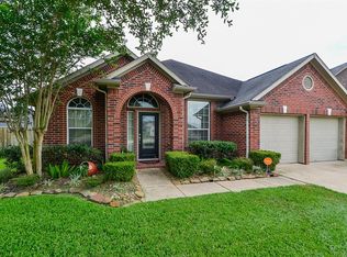 2115 Witham Park Ln, Fresno, TX 77545