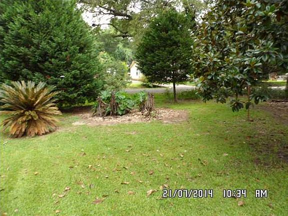 4th image of 3131 Cedar Wood Dr N