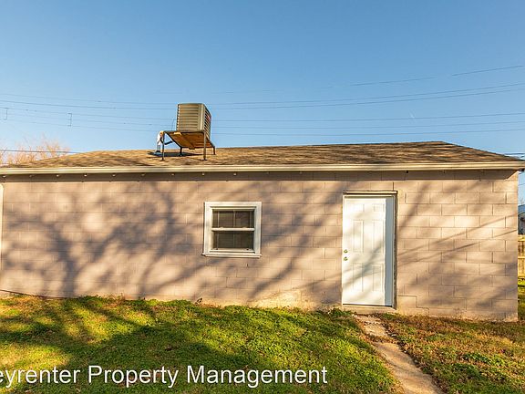 4th image of 1345 N Lewis Pl #10741369