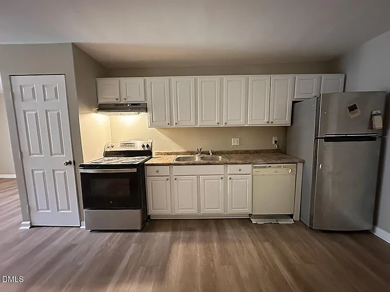 1113 Upchurch St #C — Photo 3