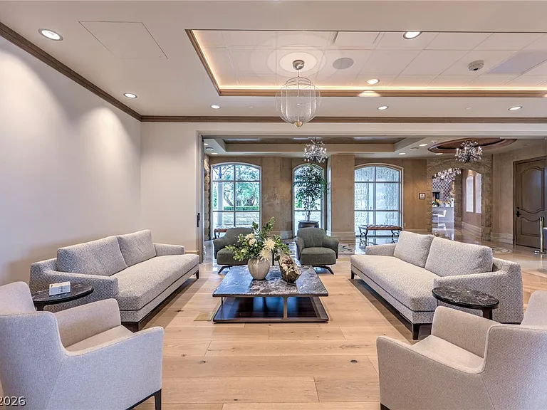 9101 Alta Dr #1 — Photo 40