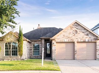 6811 Claire Brook Dr, Richmond, TX 77407