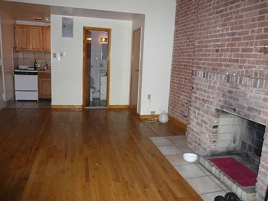 Rented by Guidance Realty Corp. | media 8