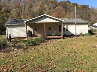 2486 Kanawha State Forest Dr, Charleston, WV 25314