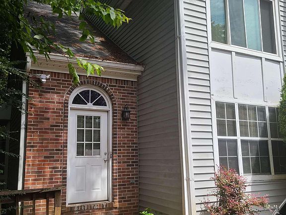 2nd image of 5162 Laurel Bridge Ct SE #5162