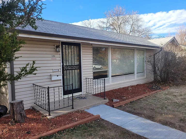 1295 S Forest St — Photo 17