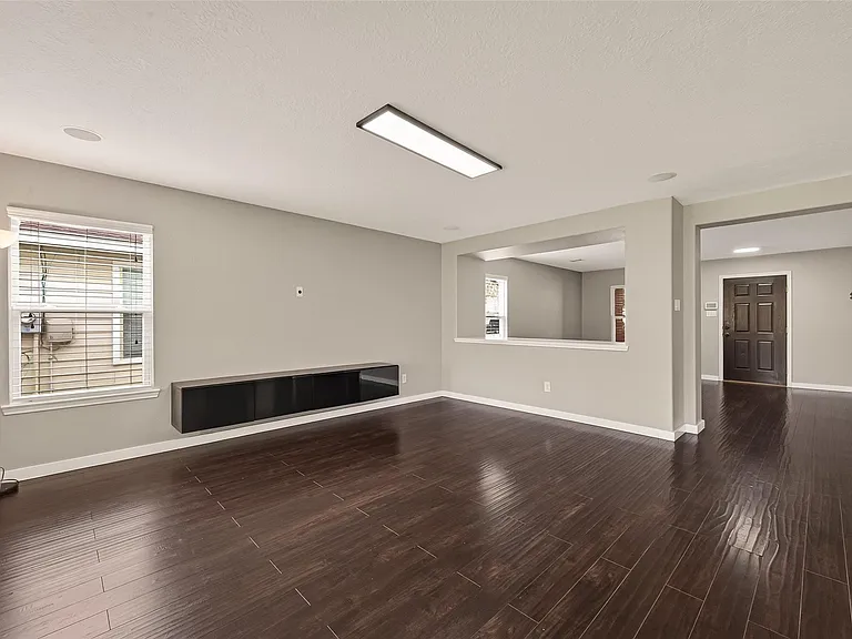 18302 Walden Gate Ln — Photo 10