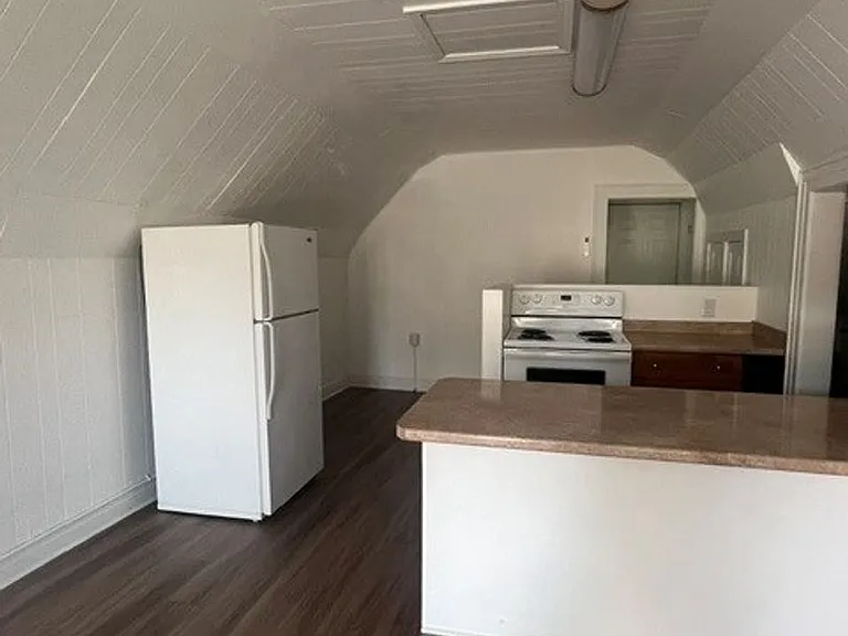 201 E Gilmer Park — Photo 11