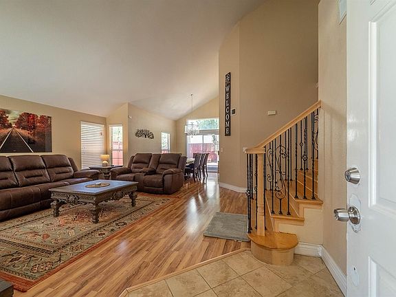 4th image of 1595 Meadow Lark Ln