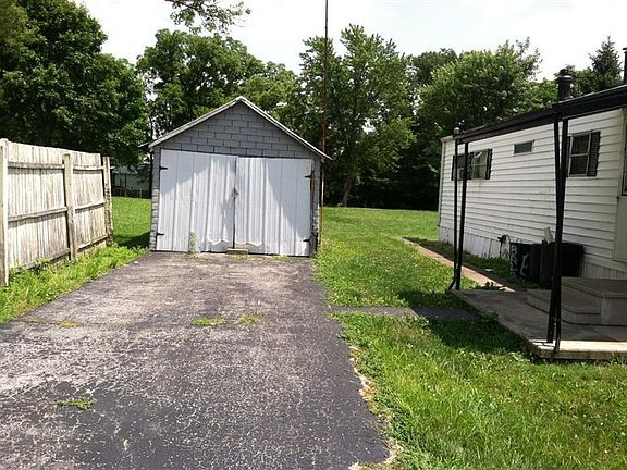 2nd image of 260 Grandview Ave