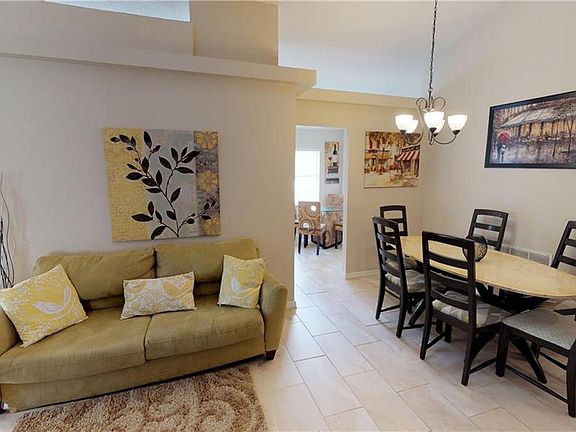 4th image of 2683 Willow Glen Cir