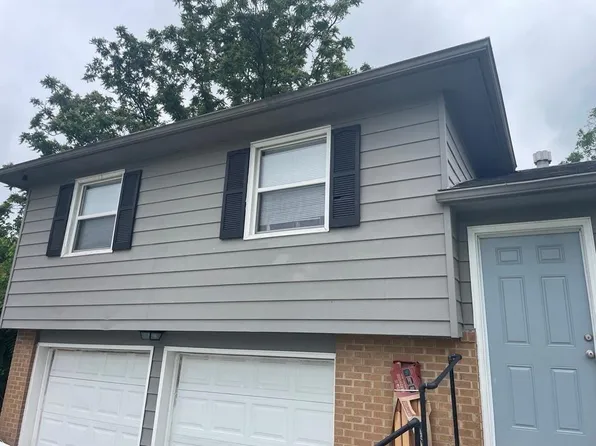8631 E 52nd St, Kansas City, MO 64129