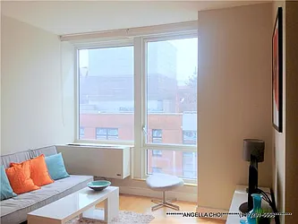 Rented by R New York