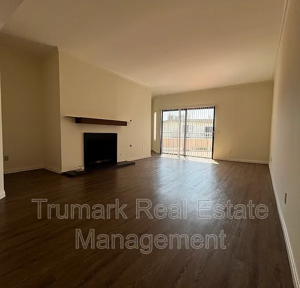 412 N Kenwood St #304 — Photo 7