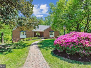 1750 Overlook Dr, Silver Spring, MD 20903