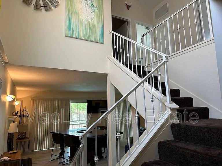 9223 S 45th Pl — Photo 21