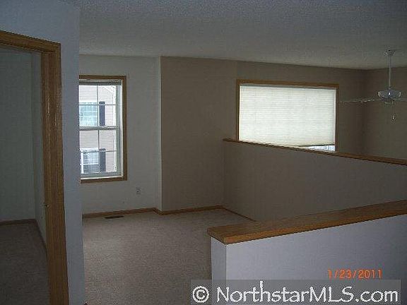 5th image of 11363 Fergus Street NE