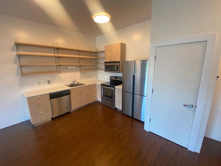 1201 Pine St #463 — Photo 12