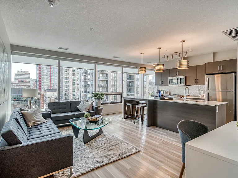 1177 11th Ave SW — Photo 21