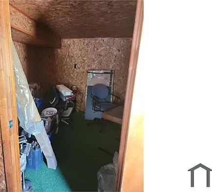 Studio, 2110 sqft, $795 — Photo 3