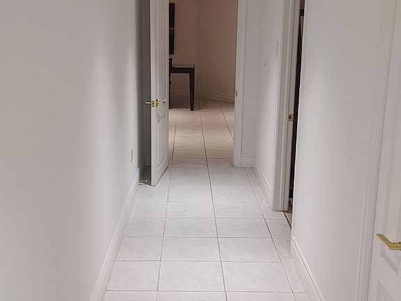 4th image of 46 Boake Trl
