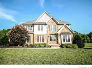 2814 Harrington Pl, Waxhaw, NC 28173