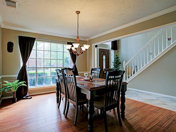 3rd image of 15978 Knolls Lodge Dr