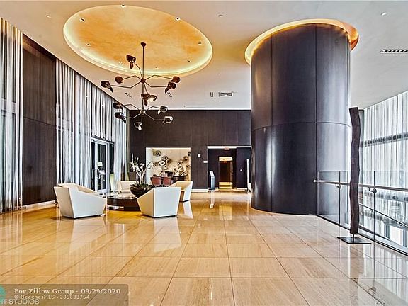 3rd image of 900 Biscayne Blvd APT 6003