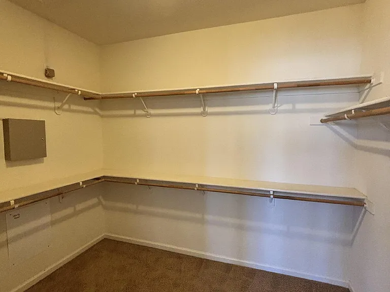 1247 Jewel Flower Dr — Photo 11