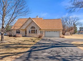 126 N Kenwood St, Adams, WI 53910