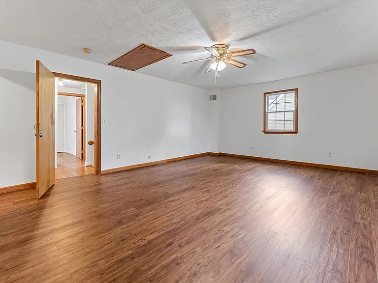 1103 Mount Allen Rd — Photo 22