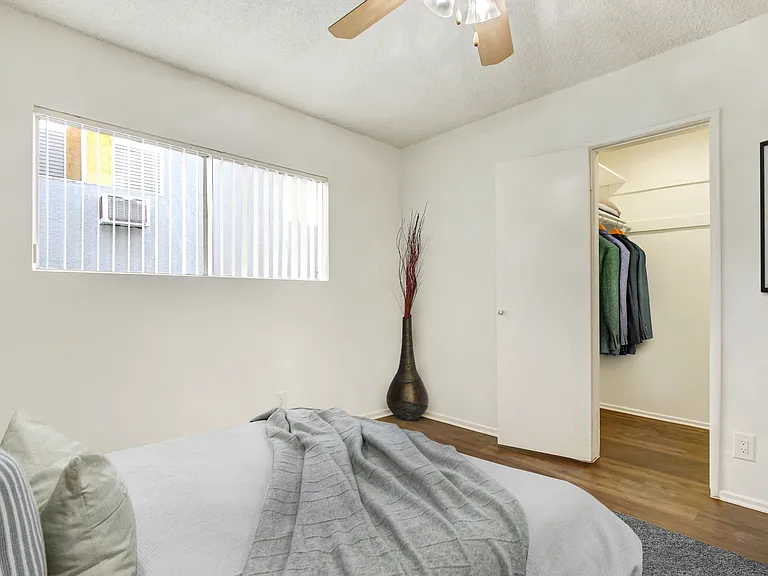 2477 Sawtelle Blvd — Photo 14