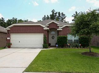 495 Oak Chase Dr, Conroe, TX 77304