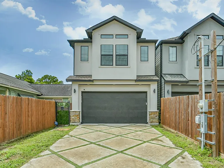 6008 Canal St — Photo 1