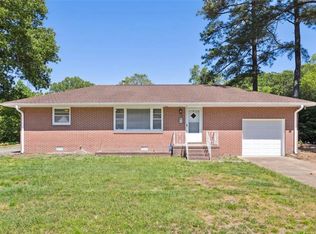 141 Albany Dr, Hampton, VA 23666