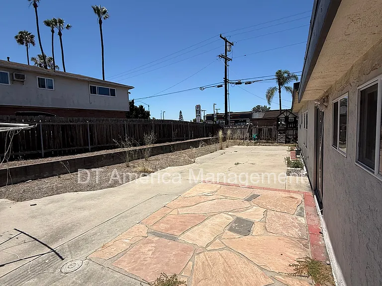 6405 Zena Dr — Photo 9