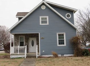 103 E Fletchall St, Poseyville, IN 47633