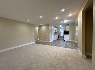 3339 S Ainsworth Ave APT 8, Tacoma, WA 98418
