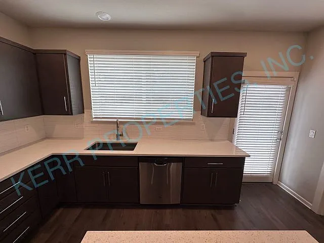 16772 SE Fox Glen Ct — Photo 6