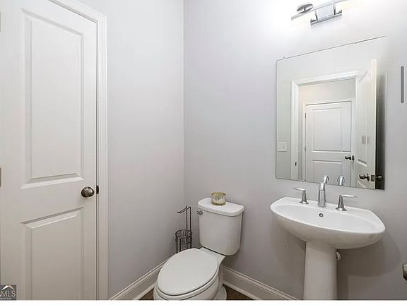 3rd image of 3460 Hardy St