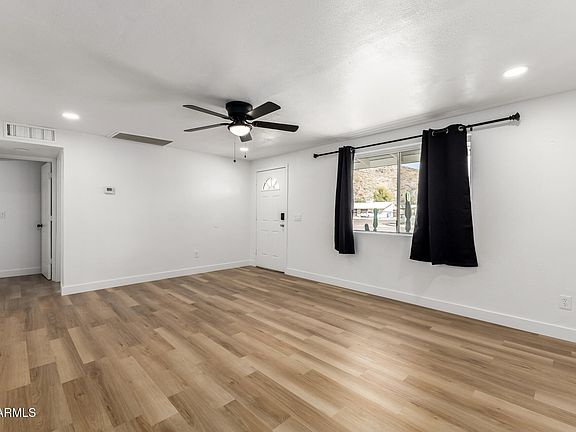 3rd image of 11046 N 18TH Drive