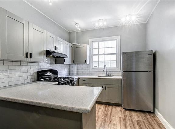 5th image of 613 57th St #1